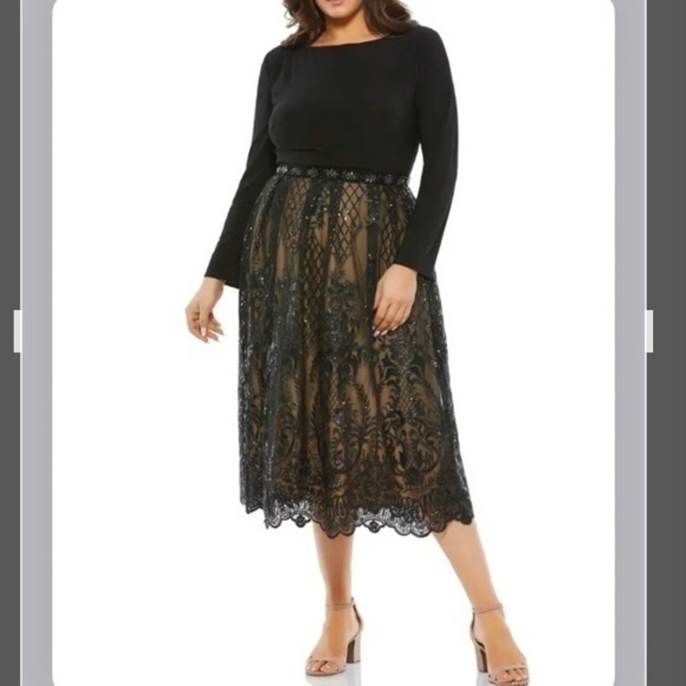 MAC DUGGAL Plus Size Long-Sleeve Jersey/Lace Midi Dres in Black/Nude Size 24W